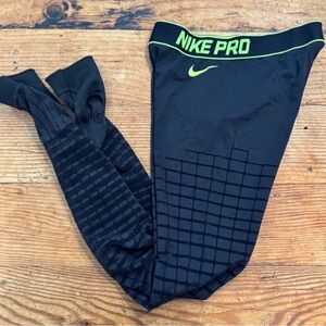 Women’s Nike Pro HyperRecovery Tights
